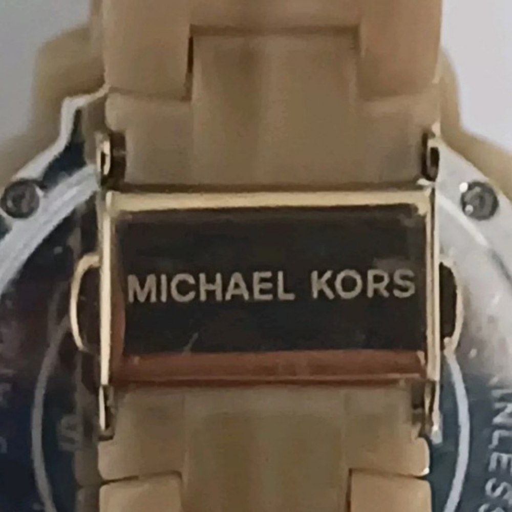 Michael Kors Runway MK 5087 Women Watch. - Picture 8 of 13